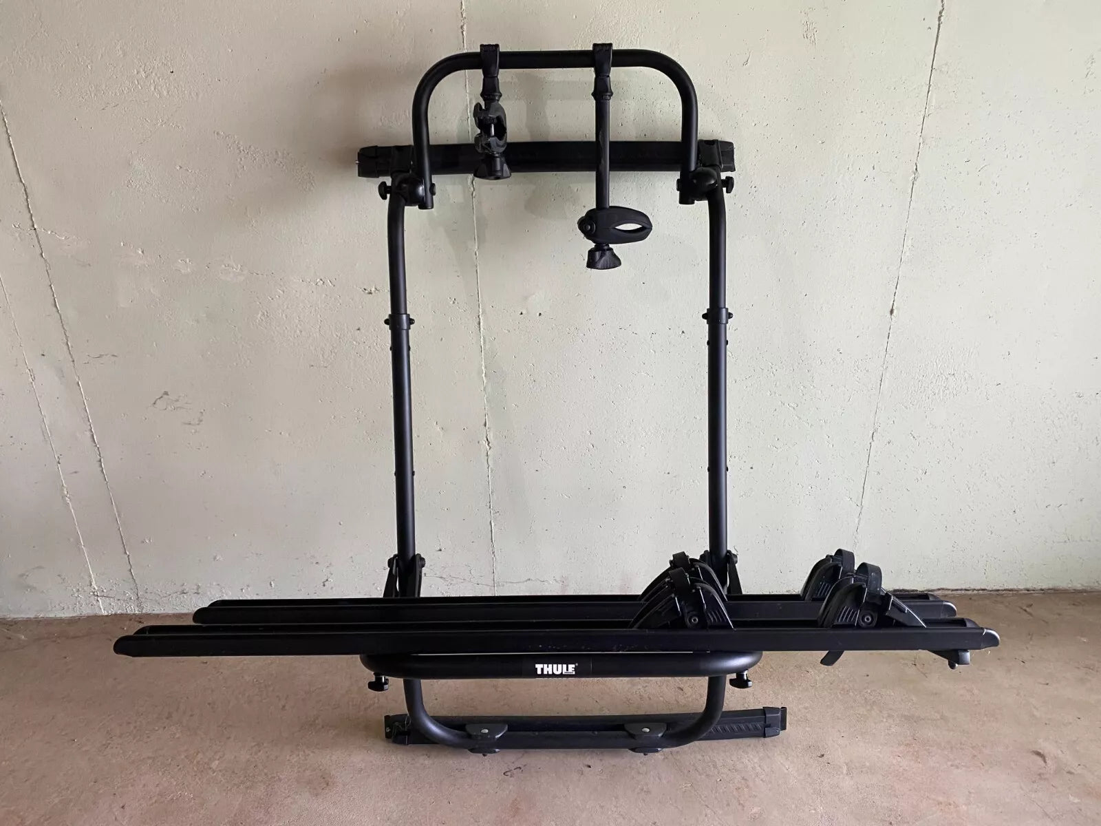 Thule 769160 Elite Van XT Bike Rack - Sprinter